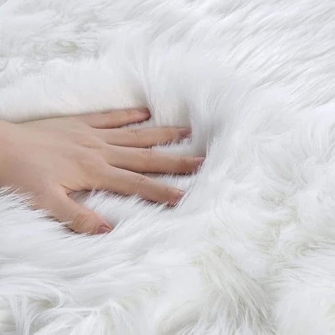 ORINOVA White Shag Round Rugs 6ft Washable Faux Sheepskin Fluffy Fur Area Rugs for Living Room Large Circle Boho Nursery Rug Teen Room Décor
