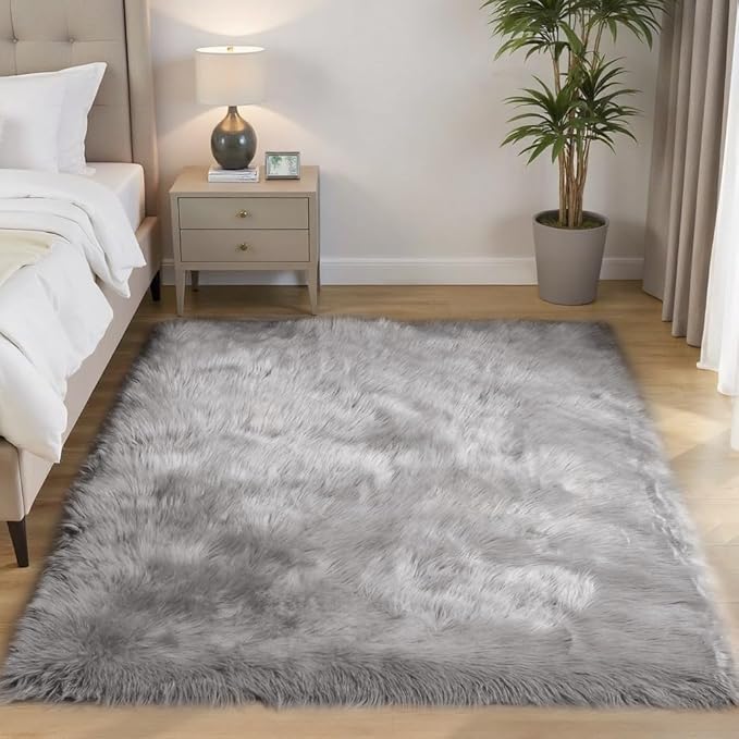 Goolela Fluffy Faux Fur Rug 4x6 Grey Faux SheepskinRug for Bedroom Bedside Fuzzy Furry Plush Soft Rugs for Living Room Home Office Washable Rectangle