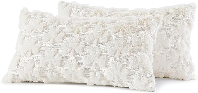 decorUhome St. Patrick’s Day Shamrock Pillow Covers 12x20 Inch Set of 2, Soft Plush Faux Wool Cream White Throw Pillow Covers, Farmhouse Spring Holiday Decor for Sofa Living Room