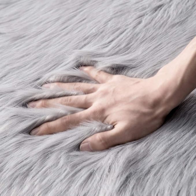 MIULEE Fluffy Rug Soft Shaggy Faux Fur Area Rug Luxury Plush Sheepskin Carpet for Bedroom Living Room Sofa Chair 2 x 3 Feet, Grey