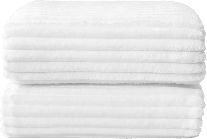 BEDELITE Fleece Throw Blanket for Couch – 3D Ribbed Jacquard Soft and Warm Decorative Fuzzy Blanket – Cozy, Fluffy, Plush Lightweight White Throw Blankets for Bed, Sofa, 84x90 inches