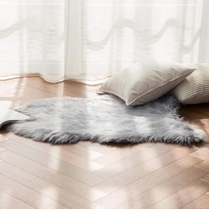 MIULEE Fluffy Rug Soft Shaggy Faux Fur Area Rug Luxury Plush Sheepskin Carpet for Bedroom Living Room Sofa Chair 2 x 3 Feet, Grey