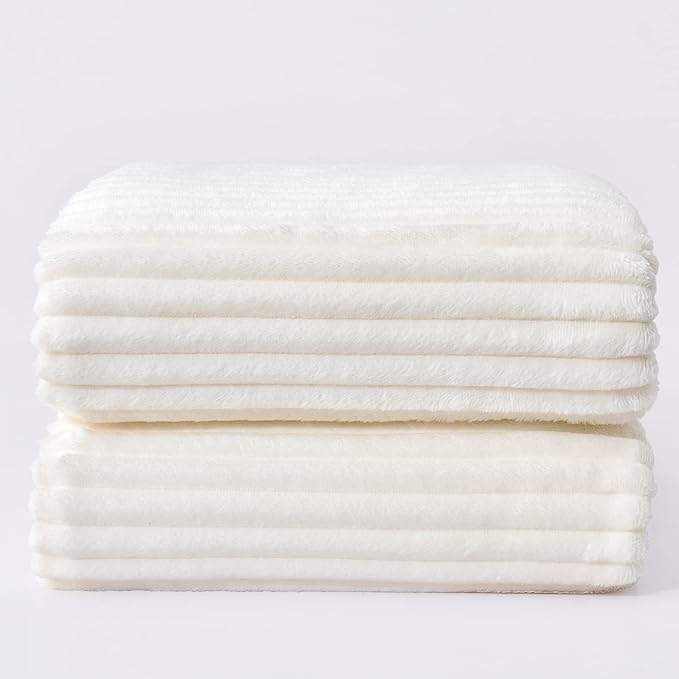 BEDELITE Fleece Blanket Queen Size – 3D Ribbed Jacquard Soft and Warm Decorative Fuzzy Blankets – Cozy, Fluffy, Plush Lightweight Throw Blankets for Couch, Bed, Sofa(Off White, 90x90 inches)
