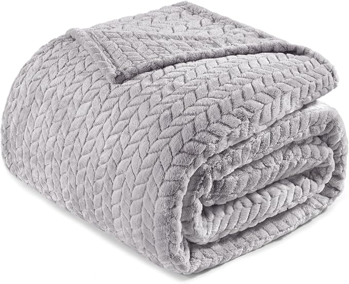 Exclusivo Mezcla Fleece Twin Size Blanket for Bed, 60x80 Inches Soft Cozy Jacquard Flannel Blankets, Lightweight Fuzzy Plush Warm for Women, Light Grey