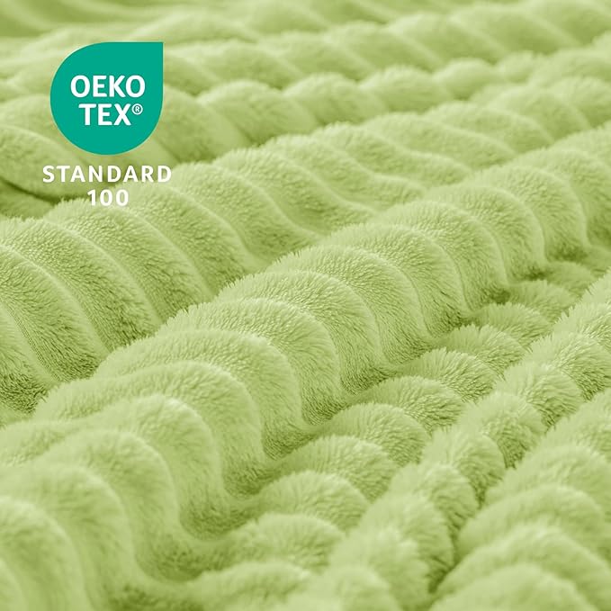 BEDELITE Fleece Throw Blanket for Couch – 3D Ribbed Jacquard Soft and Warm Decorative Fuzzy Blanket – Cozy, Fluffy, Plush Lightweight Cream Lime Throw Blankets for Bed, Sofa, 50x60 inches