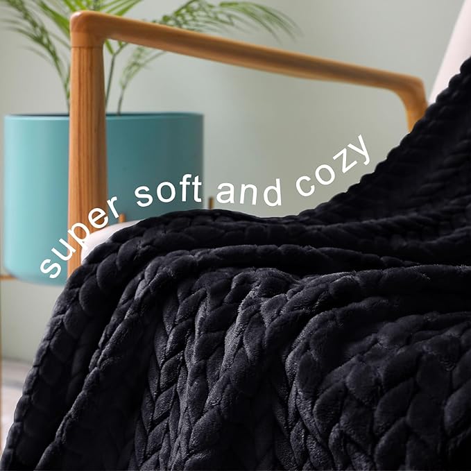Exclusivo Mezcla Fleece Queen Size Blanket for Bed, 90x90 Inches Soft Cozy Jacquard Flannel Blankets, Lightweight Fuzzy Plush Warm for Women, Black