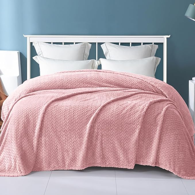 Exclusivo Mezcla Fleece King Size Blanket for Bed, 90x104 Inches Soft Cozy Jacquard Flannel Blankets, Lightweight Fuzzy Plush Warm for Women, Pink