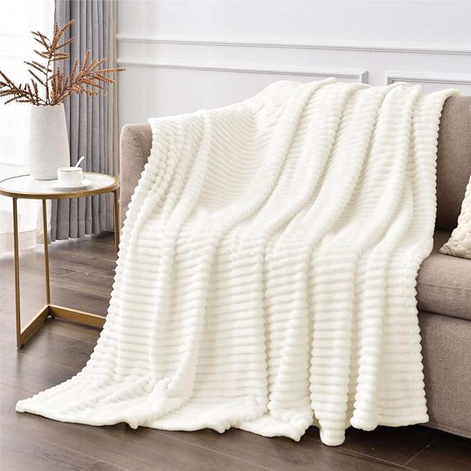 BEDELITE Fleece Blanket Full Size – 3D Ribbed Jacquard Soft and Warm Decorative Fuzzy Blankets – Cozy, Fluffy, Plush Lightweight Throw Blankets for Couch, Bed, Sofa(Cream, 84x90 inches)