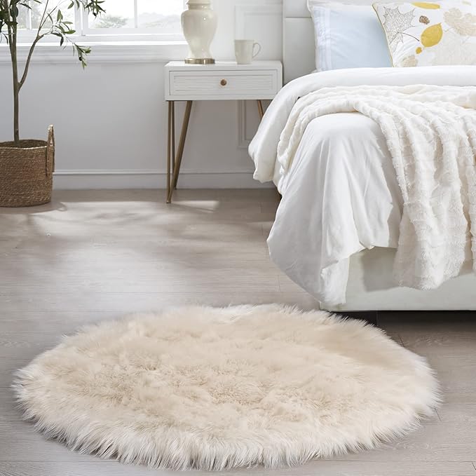 Ciicool Round Fur Fluffy Area Rug for Bedroom, Beige Faux Fur Rugs Furry Circle for Kids Room, Cute Furry Nursery Carpet, Plush Shag Circular Rugs Floor Carpets for Teen Girl Room, 3x3 Ft