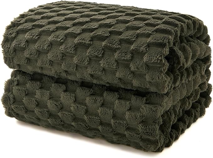 EXQ Home Fleece Blanket Queen Size for Couch or Bed - 3D Imitation Turtle Shell Jacquard Decorative Blankets - Cozy Soft Fuzzy Flannel Blanket Suitable for All Seasons(90"×90",Moss Green)