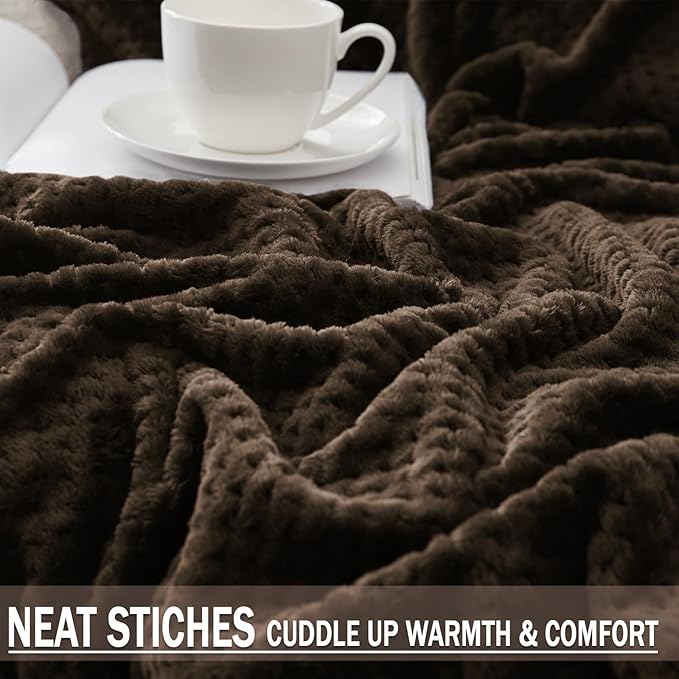 Exclusivo Mezcla Fleece Bed Blanket King Size, Super Soft and Warm Blankets for Couch, Sofa and Bed Waffle Textured, Cozy, Fuzzy and Lightweight (Coffee, 90x104 Inches)