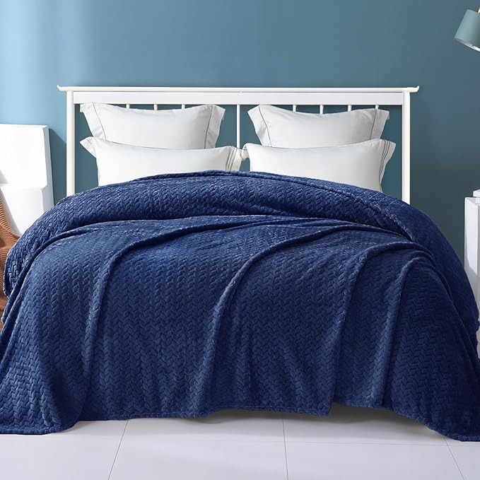 Exclusivo Mezcla Fleece Queen Size Blanket for Bed, 90x90 Inches Soft Cozy Jacquard Flannel Blankets, Lightweight Fuzzy Plush Warm for Women, Navy Blue