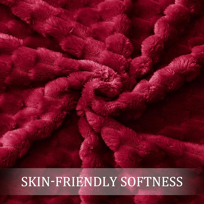 Exclusivo Mezcla Fleece Throw Blanket for Couch, Extra Large Fuzzy Deep Red Bed Blankets, Soft Cozy Plush Sofa Throws for All Seasons, 50x70 Inches