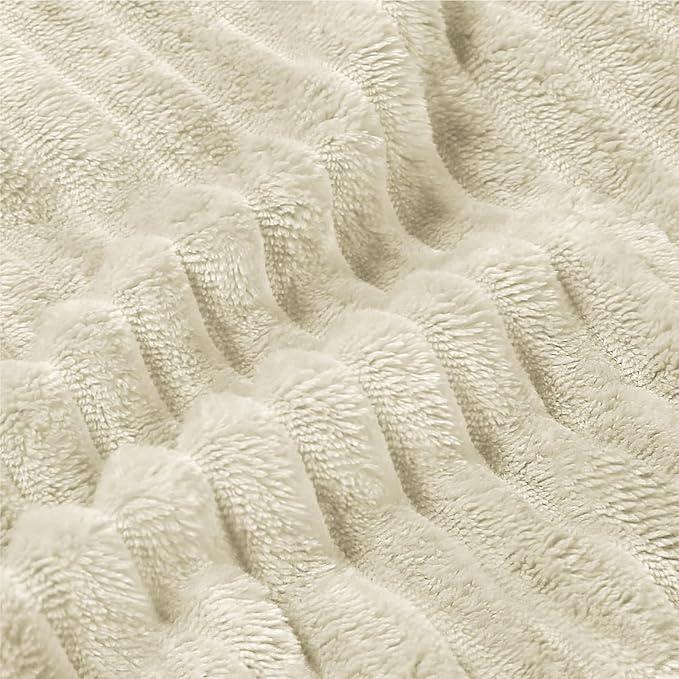 BEDELITE Fleece Blanket Queen Size – 3D Ribbed Jacquard Soft and Warm Decorative Fuzzy Blankets – Cozy, Fluffy, Plush Lightweight Throw Blankets for Couch, Bed, Sofa(Beige, 90x90 inches)