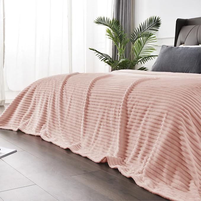 BEDELITE Fleece Blanket Twin Size – 3D Ribbed Jacquard Soft and Warm Decorative Fuzzy Blankets – Cozy, Fluffy, Plush Lightweight Throw Blankets for Couch, Bed, Sofa(Light Pink, 60x80 inches)
