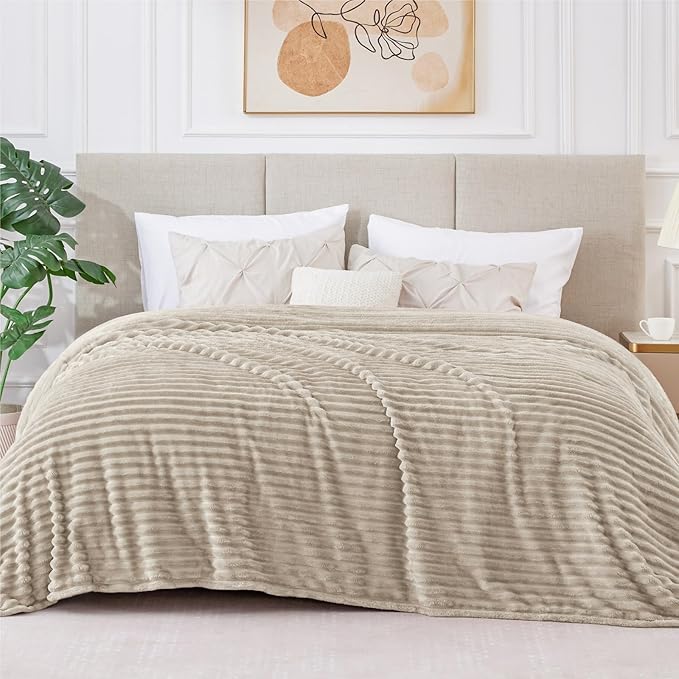 BEDELITE Fleece Blanket King Size – 3D Ribbed Jacquard Soft and Warm Decorative Fuzzy Blankets – Cozy, Fluffy, Plush Lightweight Throw Blankets for Couch, Bed, Sofa(Linen, 108x90 inches)