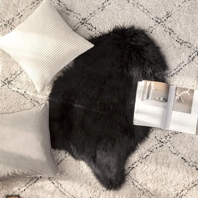 MIULEE Fluffy Rug Soft Shaggy Faux Fur Area Rug Luxury Plush Sheepskin Carpet for Halloween Bedroom Living Room Sofa Chair 2 x 3 Feet, Black