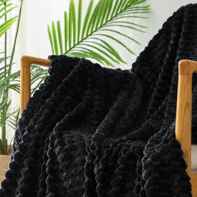 Exclusivo Mezcla Fleece Queen Blanket for Bed, Extra Large Fuzzy Black Bed Blankets, Soft Cozy Plush Sofa Throws for All Seasons, 90x90 Inches