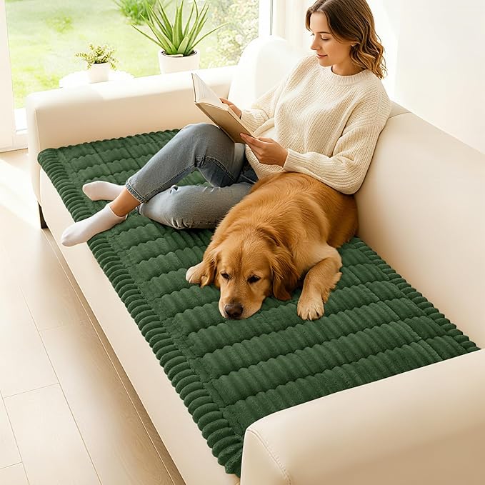 hyha Couch Covers for Dogs Washable, Non Slip Plush Dog Sofa Protectors, Fuzzy Pet Couch Covers for 3 Cushion Sofa Pet Friendly (Dark Green, 27.6" x 59")