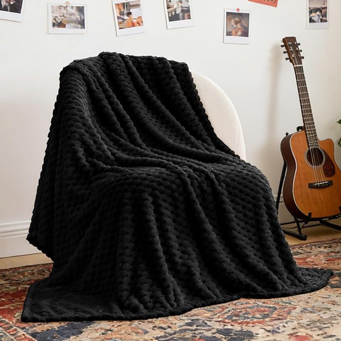 BEDELITE Fleece Blanket Throw XL for Bed Couch, 3D Jacquard Decorative Black Throw, Soft and Cozy Warm Plush Fuzzy Blanket All Seasons Suitable, 50x70Inches