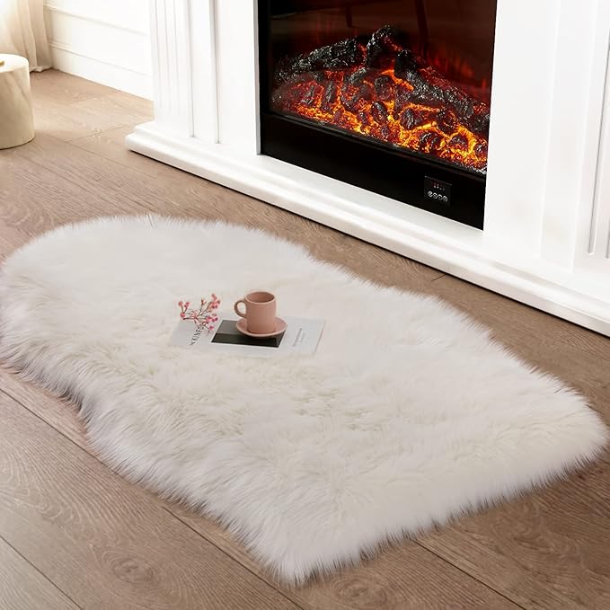 Ciicool Faux Sheepskin Rugs Soft Faux Fur Rug White Fluffy Chair Couch Cover Fuzzy Carpet for Bedroom Floor Sofa Living Room 2x3 Feet