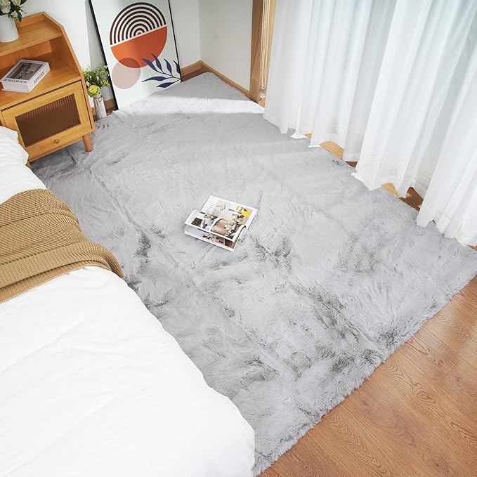 Ghouse Ultra Soft Faux Rabbit Fur Rug 5x8, Machine Washable Area Rugs for Bedroom Fluffy Rugs for Living Room, No-Shedding Carpet Sheepskin Rug Grey