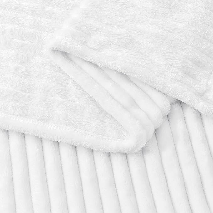 BEDELITE Fleece Blanket Queen Size – 3D Ribbed Jacquard Soft and Warm Decorative Fuzzy Blankets – Cozy, Fluffy, Plush Lightweight Throw Blankets for Couch, Bed, Sofa(White, 90x90 inches)