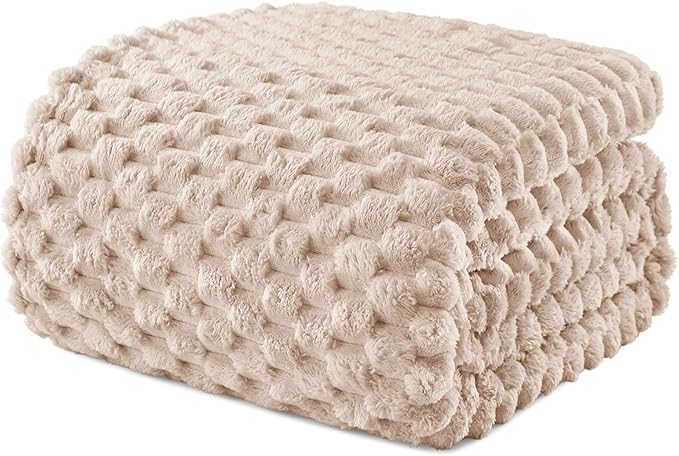 Exclusivo Mezcla Fleece King Blanket for Bed, Extra Large Fuzzy Camel Bed Blankets, Soft Cozy Plush Sofa Throws for All Seasons, 90x104 Inches