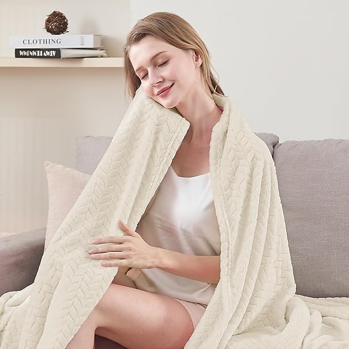 inhand Fleece Twin Blanket for Bed Cream White Throw Blanket for Couch Super Soft Cozy Warm Blankets and Throws Lightweight Fuzzy Large Blanket for Sofa Bed Office,50x60 inches