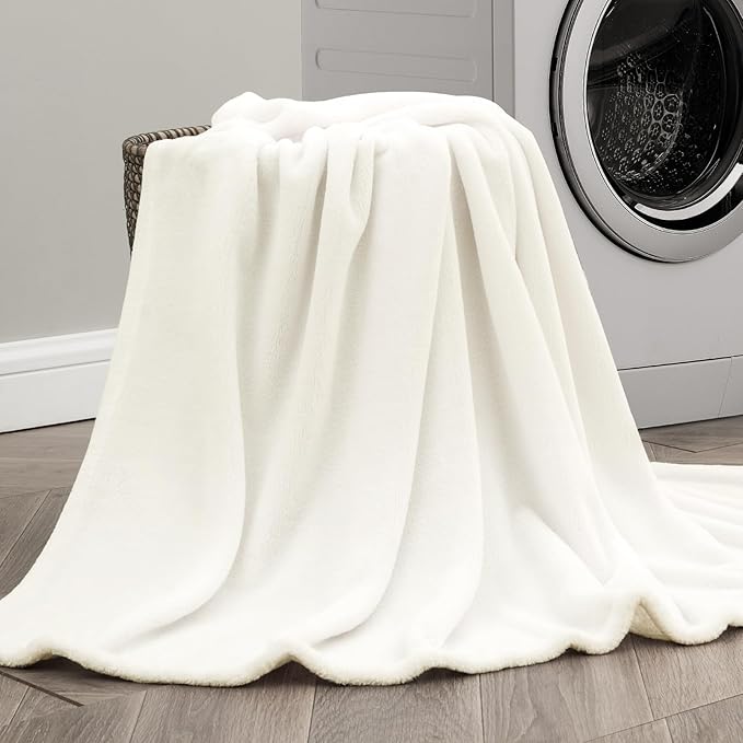 BEDELITE Fleece Blanket Full Size Cream Throw Blankets for Couch & Bed, Luxury Plush Cozy Fuzzy Blanket 84x90 inches, Super Soft Warm Lightweight Throw Blanket for Travel Camping