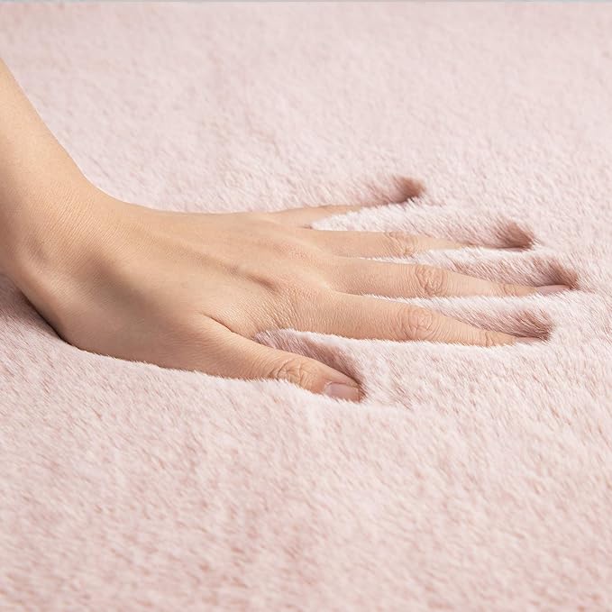 Ashler Faux Fur Rug, Ultra Soft Faux Rabbit Fur, Pink Area Rugs, 5 x 7 Feet Rectangle, Machine Washable Nursery Decor Throw Rugs for Bedroom, Kids Room, Living Room