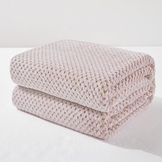 Exclusivo Mezcla Fleece Bed Blanket King Size, Super Soft and Warm Blankets for Couch, Sofa and Bed Waffle Textured, Cozy, Fuzzy and Lightweight (Heather Camel, 90x104 Inches)