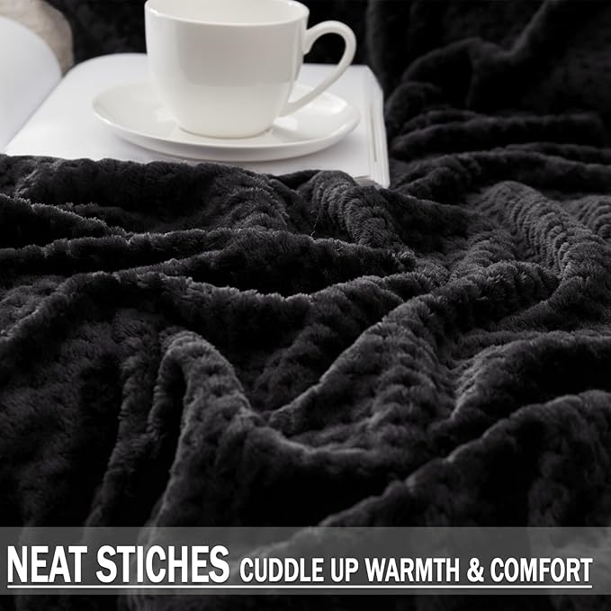Exclusivo Mezcla Fleece Bed Blanket Queen Size, Super Soft and Warm Blankets for Couch, Sofa and Bed Waffle Textured, Cozy, Fuzzy and Lightweight (Black, 90x90 Inches)