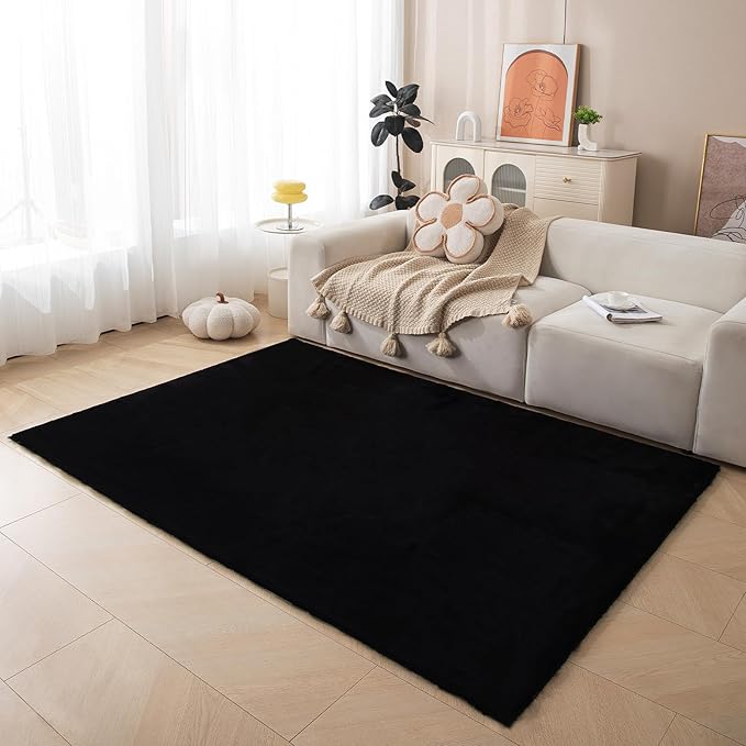 ThreadGlobe Fluffy Faux Rabbit Fur Rug 5'x7', Cloud-Soft Rugs for Living Room, Bedroom & Nursery, Non-Slip No-Shed Area Rug, Machine Washable Rug, Black, 5x7 Ft