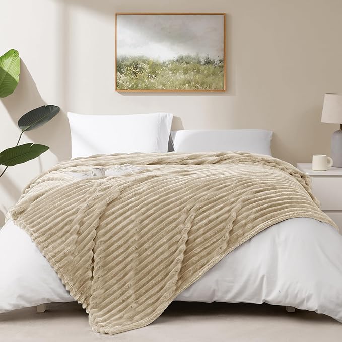 HIMEET Linen Ribbed Queen Size Blanket for Bed - 300GSM Lightweight Fleece Blanket for Men Women, Large Cozy Sofa Couch Cover Bed Blankets Gifts, Striped Spring Home Room Decor, Linen, 90x90 Inches