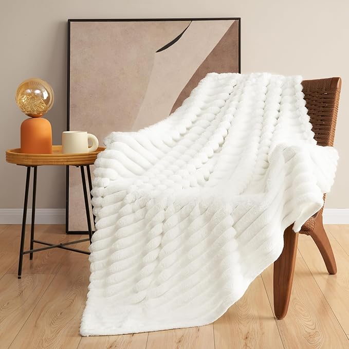 HIMEET Off White Ribbed Throw Blanket for Couch - 300GSM Lightweight Soft Fleece Blanket for Women, Cozy Blankets for Mothers Gifts, Striped Spring Home Room Decor, Off White, 50x60 Inches