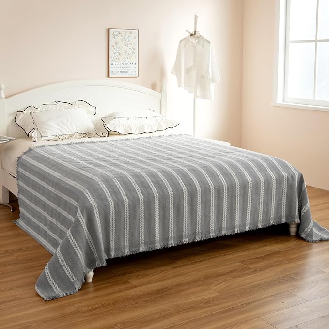 Couch Cover for Dogs, Boho Sofa Covers for 3 Cushion Couch, Chenille Sofa Slipcover for Pets Washable, L-Shape Sectional Loveseat Cover Soft Throw Blankets with Tassels(71x134,Striped Grey)