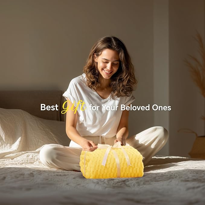 BEDELITE Fleece Blanket - 3D Jacquard Decorative Light Yellow Throw Blankets for Couch & Bed, Soft and Cozy Warm Plush Fluffy Blanket All Seasons Suitable, 50x60Inches