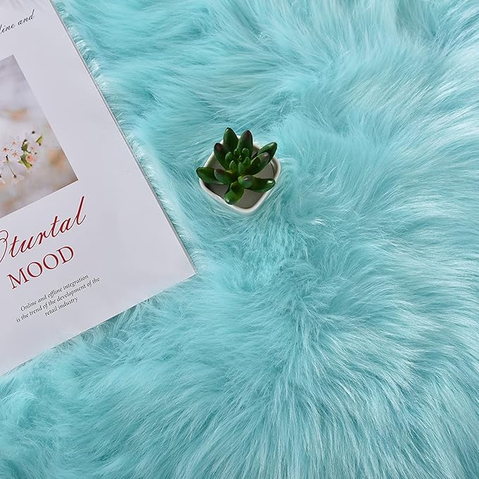 Latepis Big Rugs for Bedroom Teal 6.7x10 Area Rug Light Blue Faux Sheepskin Fur Rug Washable Soft Fluffy Rugs for Living Room Sofa Floor Luxury Home Decor