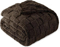 Exclusivo Mezcla King Size Flannel Fleece Blanket, Super Soft and Warm Lightweight Checkered Pattern Blankets for All Seasons, 90x104 Inches, Coffee