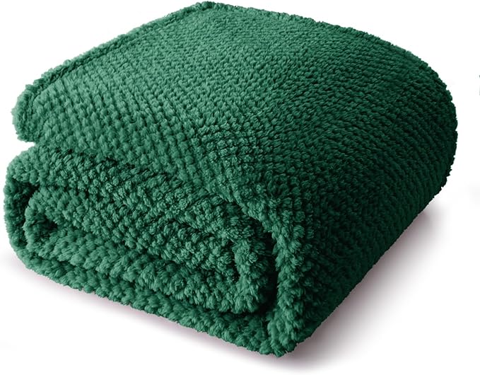 Whale Flotilla King Size Fuzzy Fleece Blanket for Bed, 90x104 Inch Fluffy Warm Soft Jacquard Blankets for All Season, Lightweight and Cozy, Deep Green