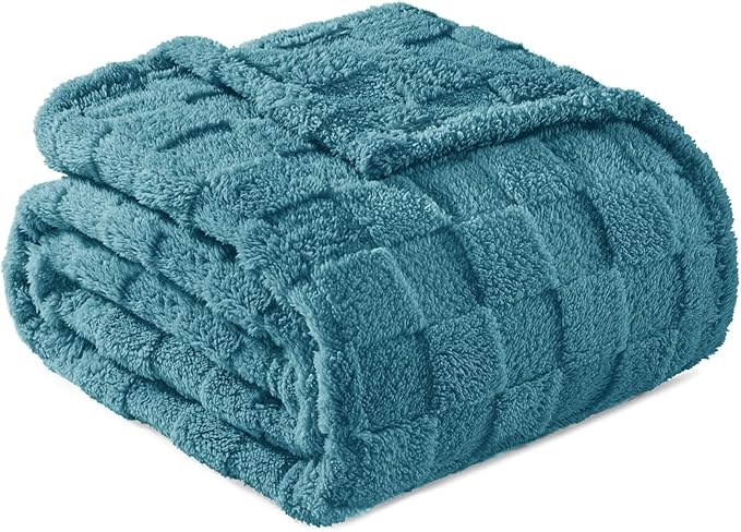 Exclusivo Mezcla Fleece Throw Blanket for Couch,Super Soft and Warm Lightweight Checkered Pattern Blanket for All Seasons, 50x60 Inches, Slate Blue
