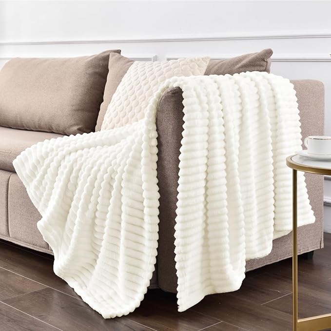 BEDELITE Fleece Blanket King Size – 3D Ribbed Jacquard Soft and Warm Decorative Fuzzy Blankets – Cozy, Fluffy, Plush Lightweight Throw Blankets for Couch, Bed, Sofa(Cream, 108x90 inches)