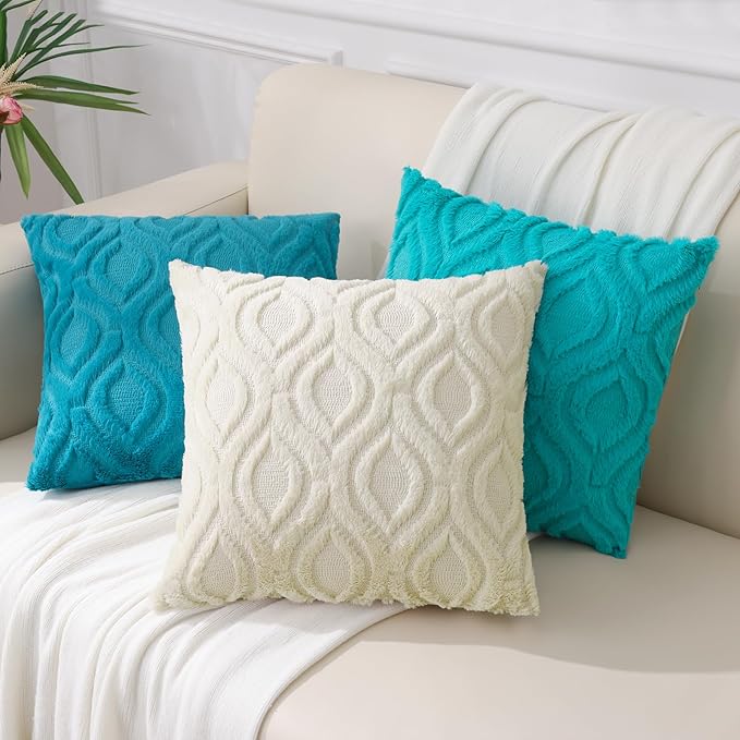 decorUhome Summer Throw Pillow Covers 18x18 Inch Set of 2, Soft Plush Faux Wool Teal Solid Couch Pillow Covers, Accent Farmhouse Neutral Square Pillow Cases for Sofa Bed Living Room