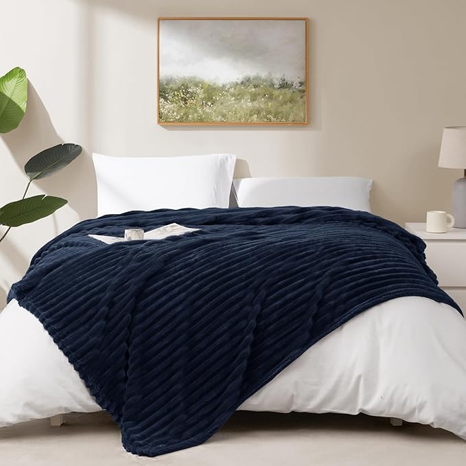 HIMEET Navy Blue Ribbed Throw Blanket for Couch - 300GSM Lightweight Soft Fleece Blanket for Women Men, Cozy Blankets for Mothers Gifts, Striped Spring Home Room Decor, Navy Blue, 50x60 Inches