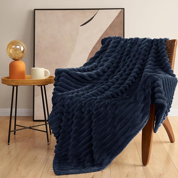 HIMEET Navy Blue Ribbed Twin Blanket for Bed - 300GSM Lightweight Soft Fleece Blanket for Men Women, Blankets Graduation Birthday Gifts, Striped Spring Home School Dorm Decor, Navy Blue, 60x80 Inches