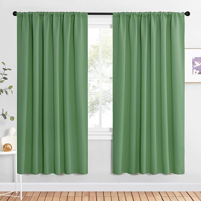 NICETOWN Bedroom Window Curtain Panels, Froest Green, 2 Panels, 62 in x 72 in (W x L), Window Treatment Thermal Insulated Rod Pocket Room Darkening Curtains/Drapes for Patio Door