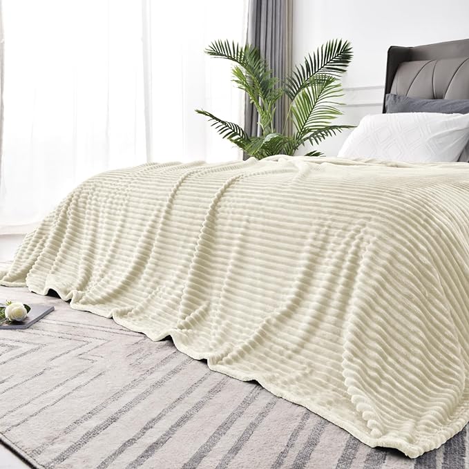 BEDELITE Fleece Blanket Queen Size – 3D Ribbed Jacquard Soft and Warm Decorative Fuzzy Blankets – Cozy, Fluffy, Plush Lightweight Throw Blankets for Couch, Bed, Sofa(Beige, 90x90 inches)