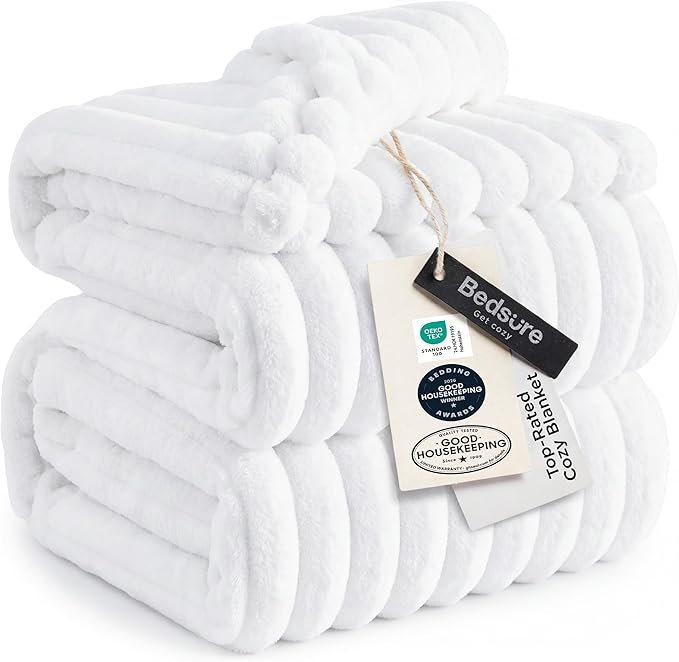 Bedsure GentleSoft White Full Blanket for Bed - Cozy Soft Blankets for Women, Cute Large Throws for Girls, Bright White, 84x90 Inches
