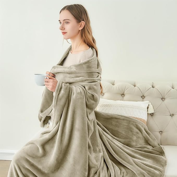 BEDELITE Fleece Blanket Oat Linen Throw Blankets for Couch & Bed, Luxury Plush Cozy Fuzzy Blanket 50x60 inches, Super Soft Warm Lightweight Throw Blanket for Travel Camping